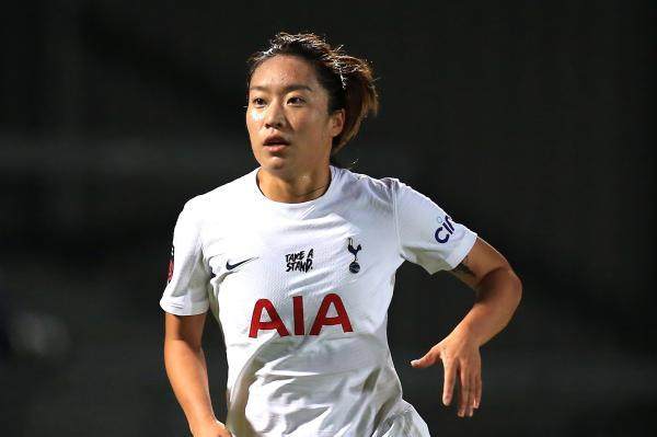 唐佳丽再度留洋！租借西甲莱万特拉斯帕拉斯女足