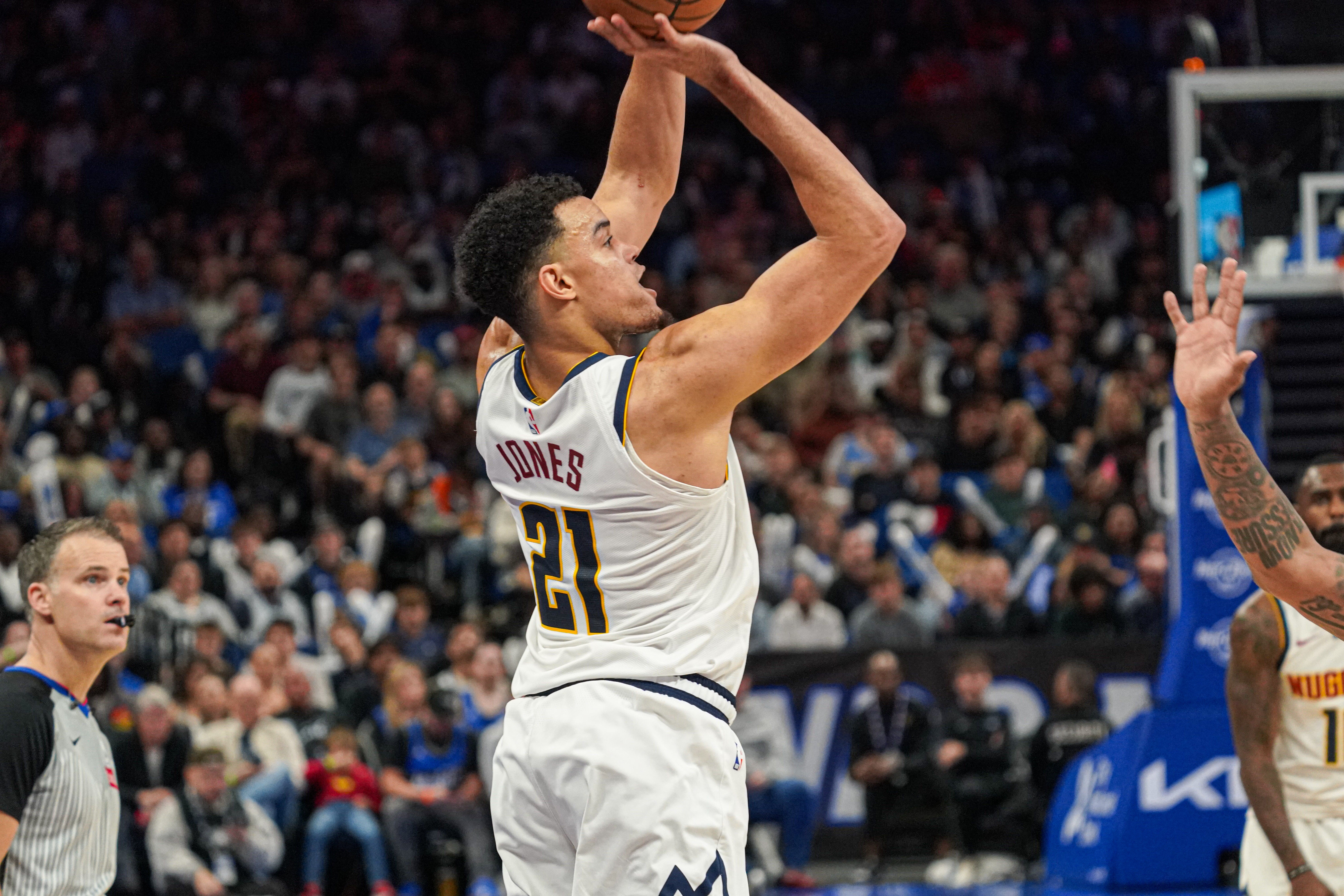 皇冠app-Stein：掘金探索阵容末段交易选项 想要避税并将斯潘塞·琼斯转正